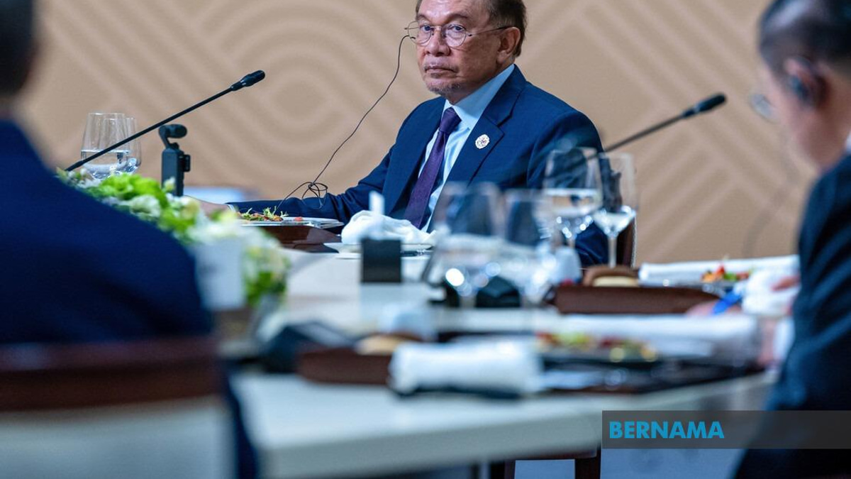 ASEAN and SCO Must Unite on Crime and Energy, Anwar Urges at Kazan Summit