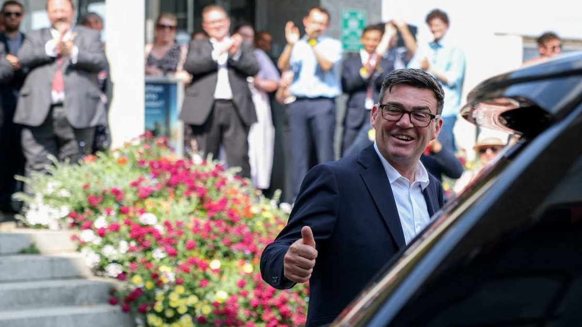 Andy Burnham Takes Over as UK PM, Pledges 'Breathing Room' and Political Stability