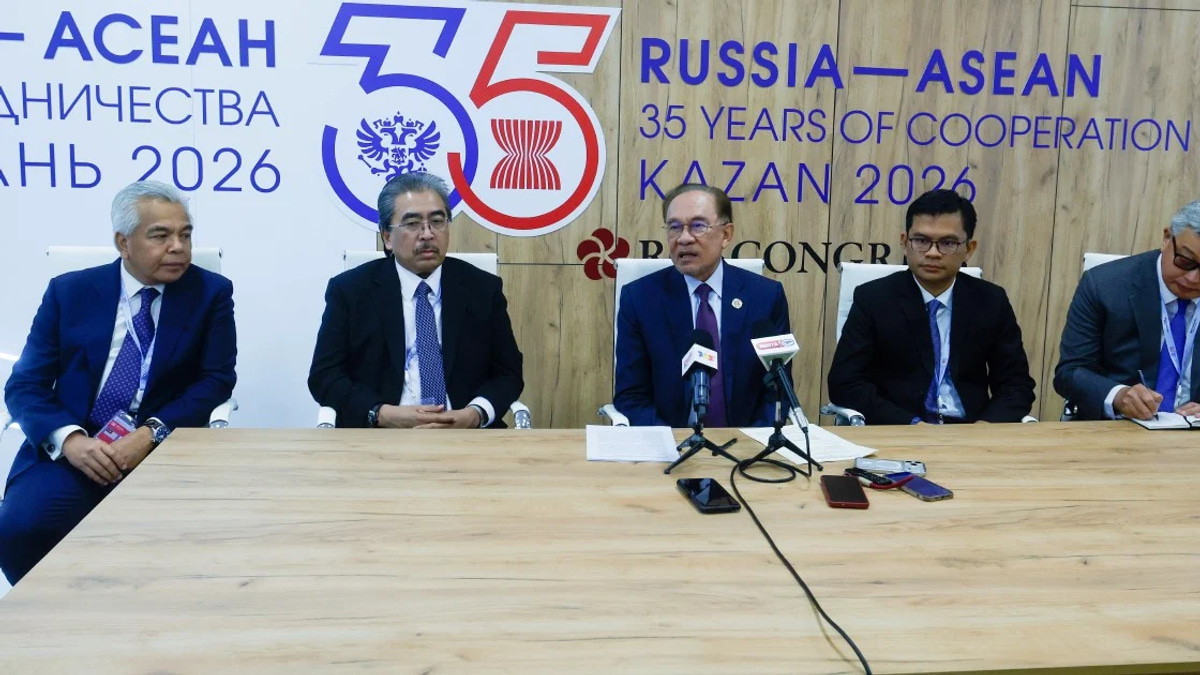 Malaysia to Fast-Track Visa-Free Entry for Russian Tourists Under PM's Directive
