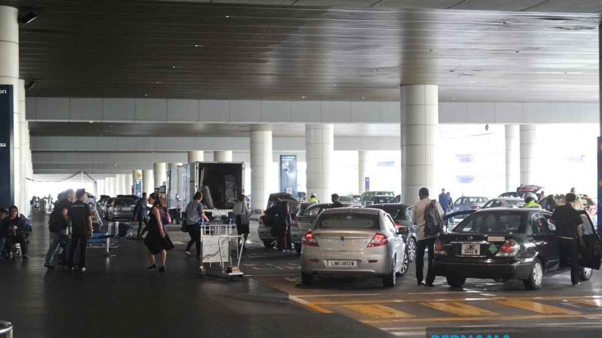 JPJ Launches Intensive Drive Against Airport Taxi Touts