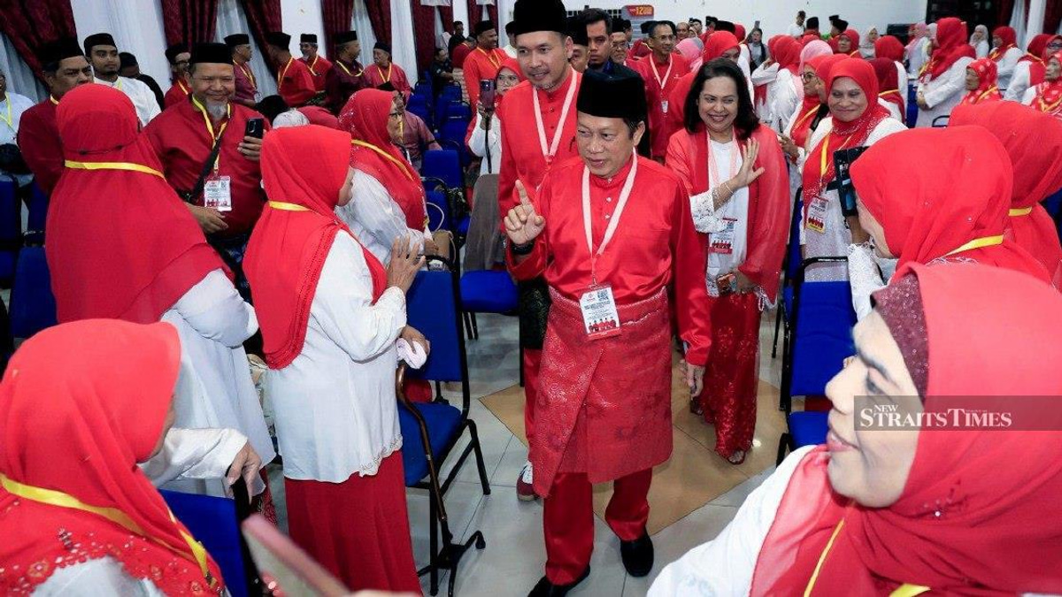 BN Ready to Stand Ground Against PN, Says Ahmad Maslan