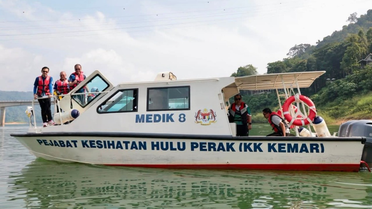 Malaysia's Health Ministry Deploys New Boat Service to Expand Medical Reach for Orang Asli in Perak's Interior