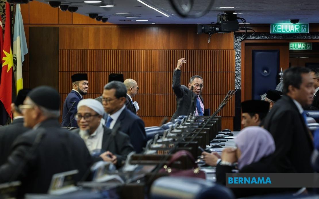 Opposition Boycott of Tabung Haji Debate Weakens Parliamentary Oversight, Say Analysts