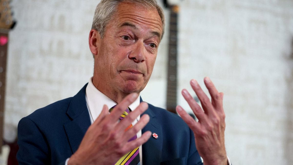 UK Hard-Right Politician Nigel Farage Confronts Fresh Gift Disclosure Controversy