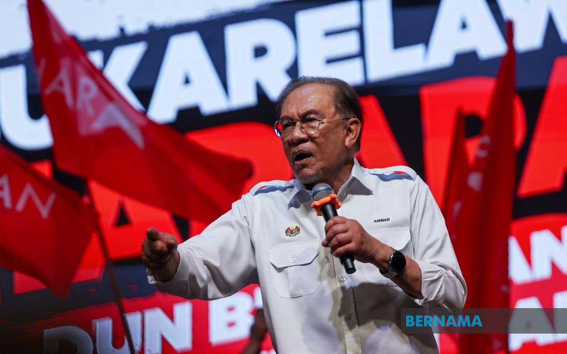DAP Has Never Challenged Malay Rights, Anwar Insists as Unity Government Pursues Inclusive Policy