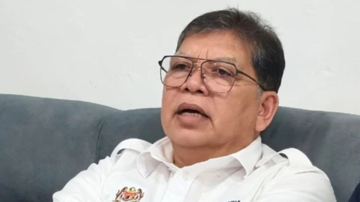 Speaker notified of Hamzah's reappointment as opposition leader