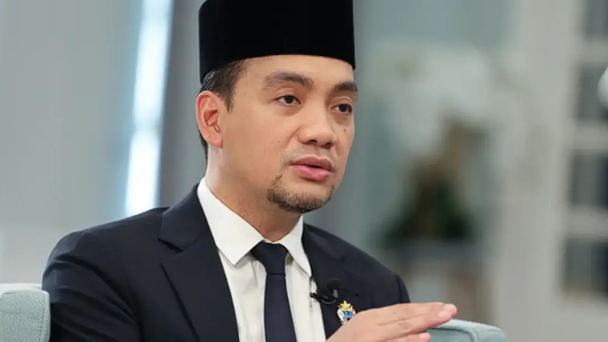 Johor's Caretaker Leader Defends Palace Role in Assembly Dissolution as Constitutional Duty