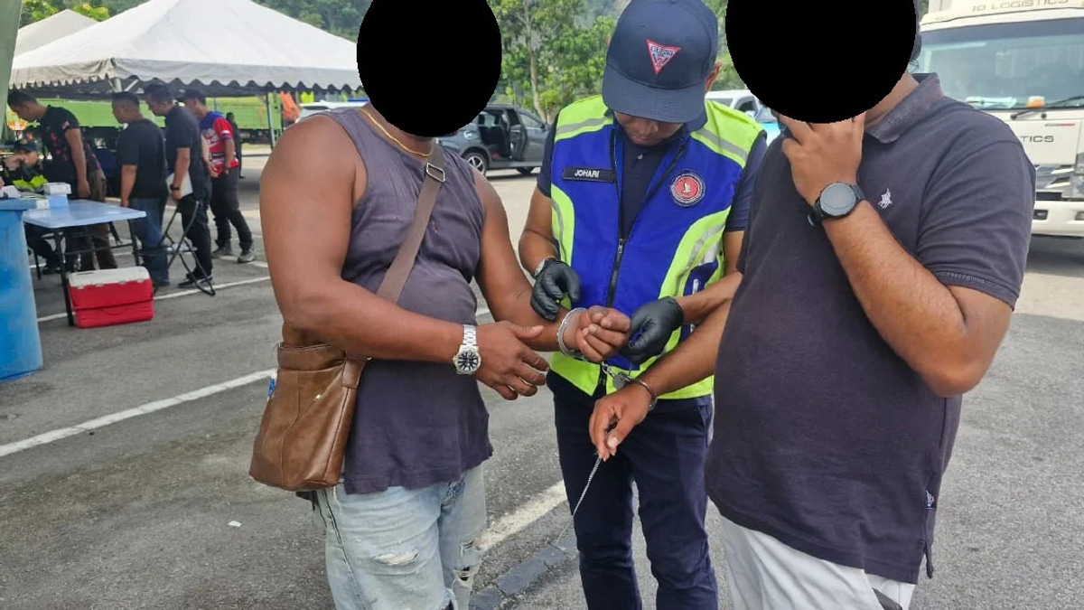 Timber Lorry Driver Arrested After Drug Test Comes Up Positive at Kuala Lumpur Toll Gate