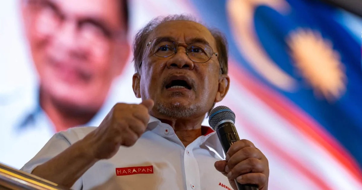 Anwar Rules Out Singapore Vote Facilitation for Johor Election