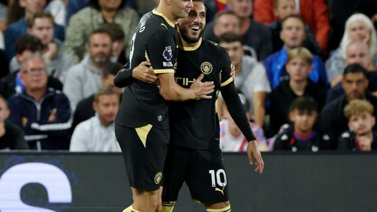 Cherki and Haaland shine as Manchester City rout Crystal Palace 4-1