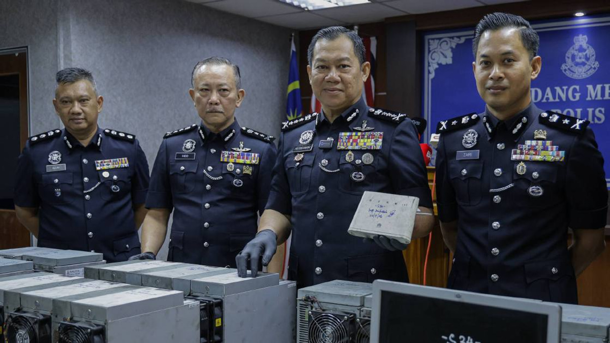 Johor Police Dismantle Bitcoin Mining Syndicate in Major Power Theft Operation