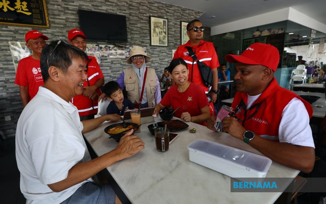 Guna Balakrishnan Pushes Final Campaign Drive in Layang-Layang as Johor Polls Near