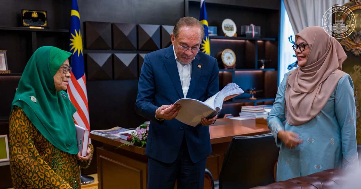 Anwar's Ideas Compiled in New Book as Blueprint for Future Malaysia