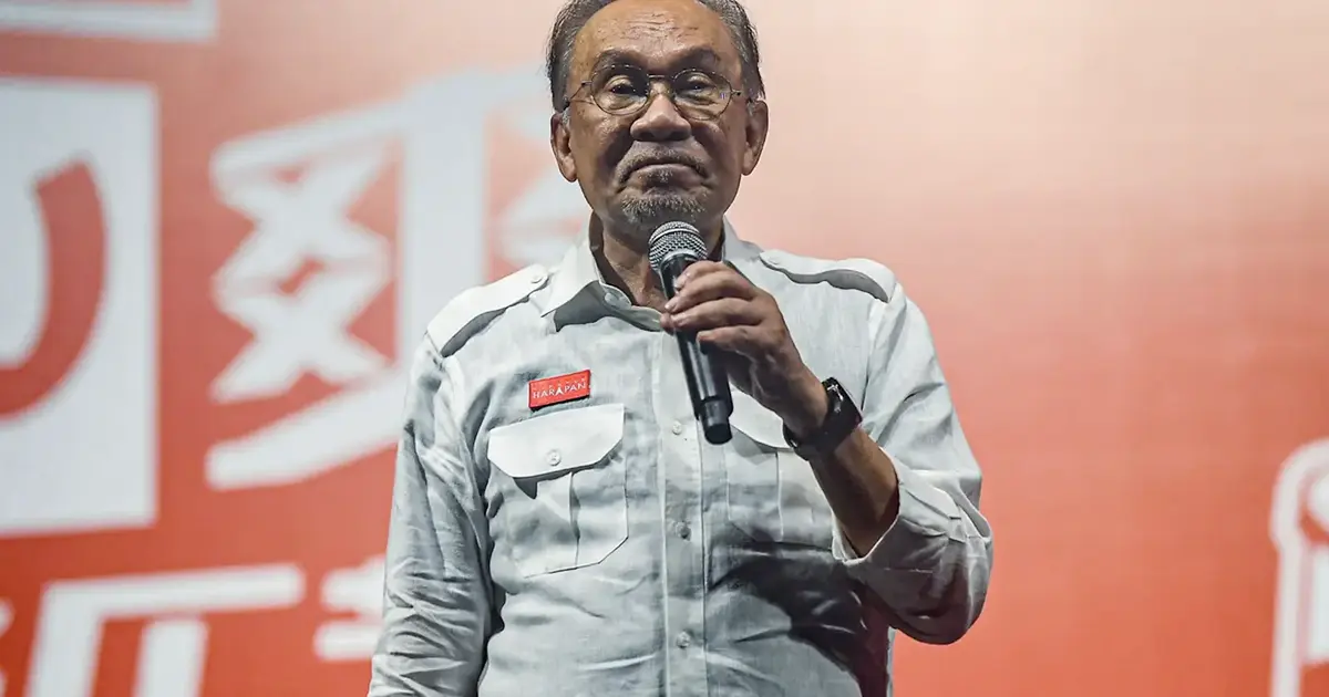 Anwar Urges Unity After BN's Johor Victory, Calls for Continued Service to Rakyat