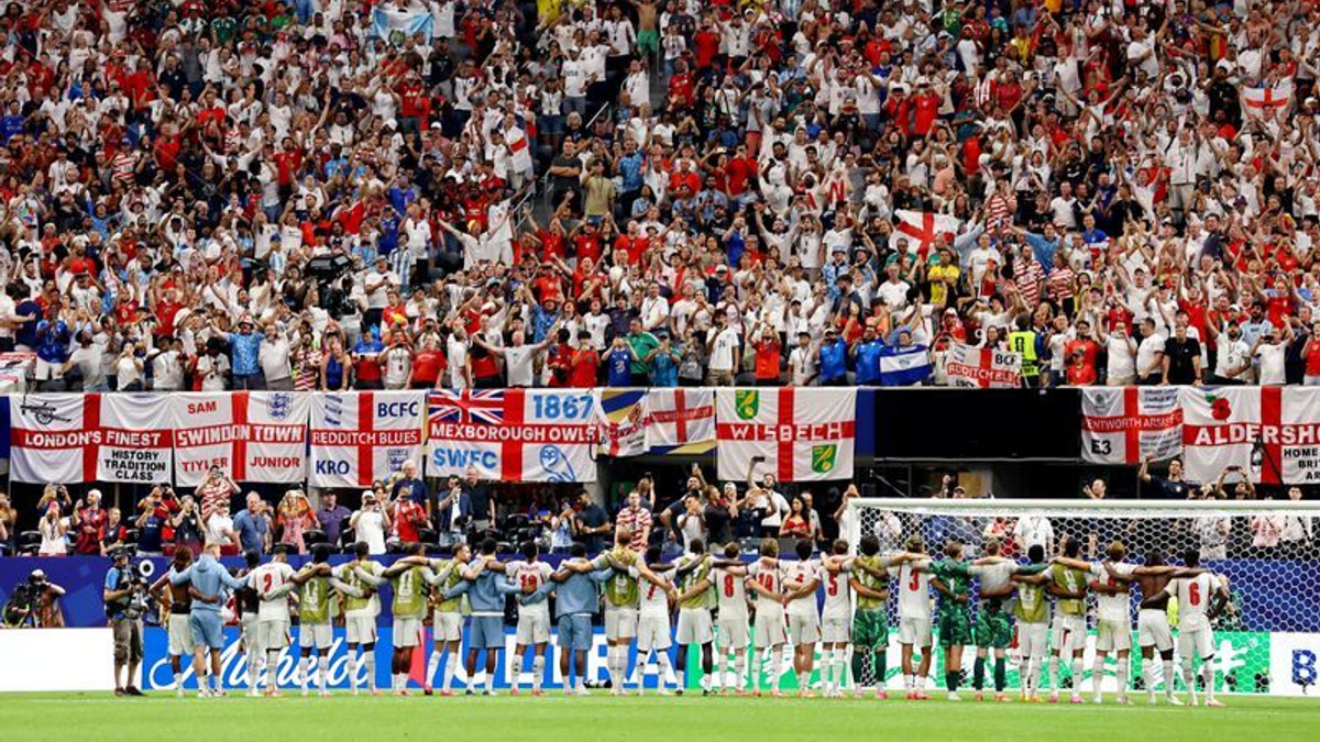 England edge past spirited DR Congo to face Mexico in knockout clash