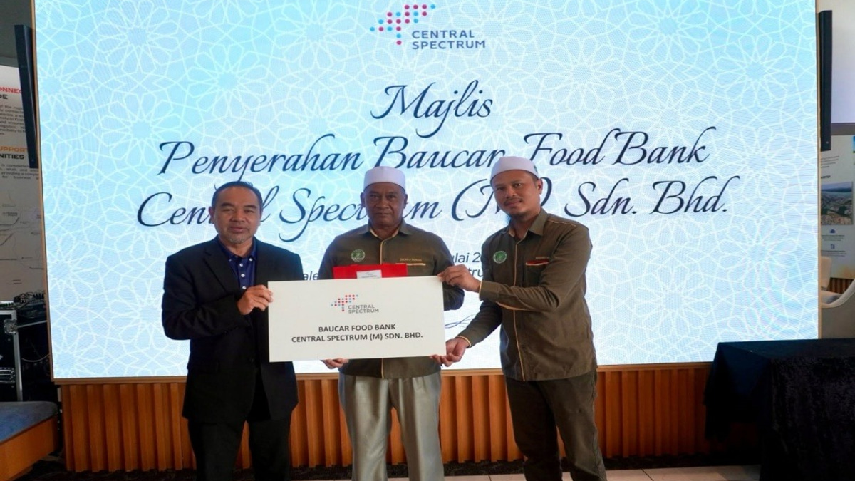Central Spectrum Channels RM10,000 to Klang Communities Through Mosque Food Bank Programme