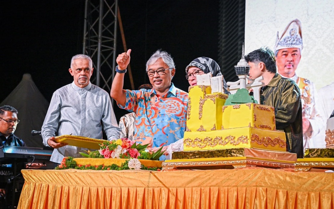 Sultan of Pahang and Tengku Ampuan Mark Birthday Celebrations at Kuantan 188 Festival