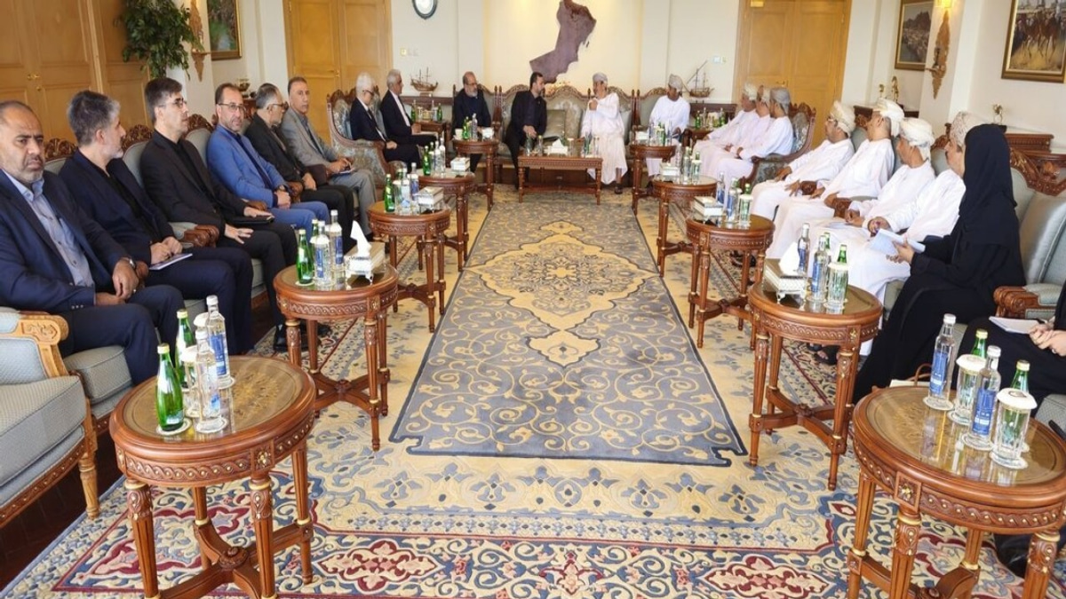 Iran and Oman Establish Joint Committee to Shape Future of Strait of Hormuz