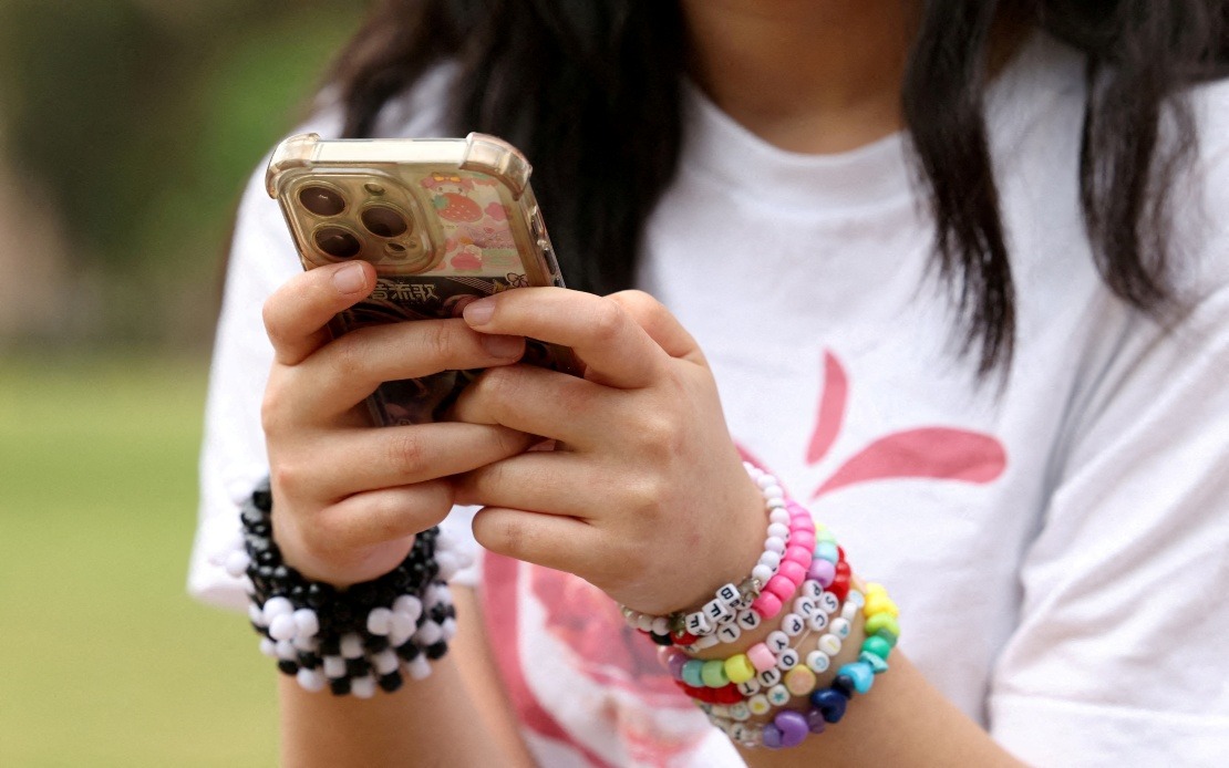 EU Gathers Momentum for Social Media Ban on Children, Led by Ireland's Presidency
