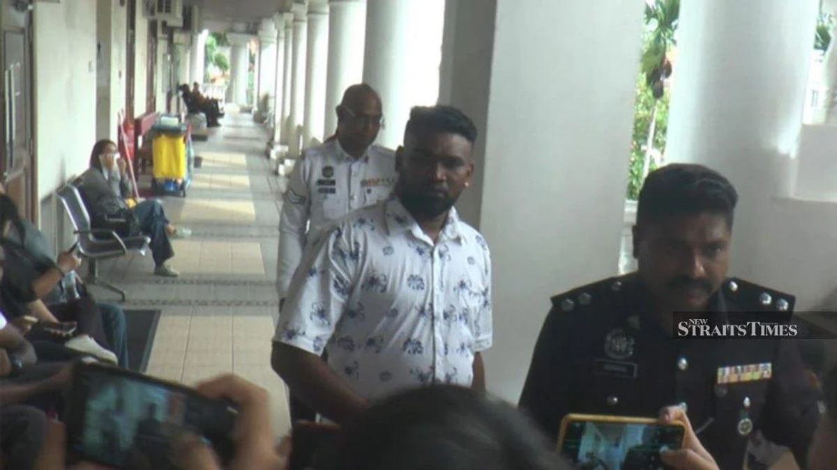 Trailer Driver Handed RM6,000 Fine for Careless Driving at Udini Underpass