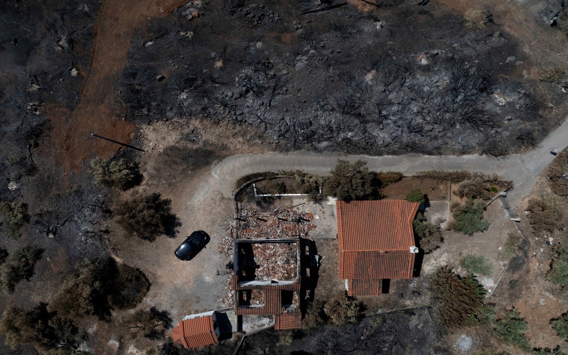 Greece Declares Highest Wildfire Alert as Mediterranean Heat Wave Intensifies