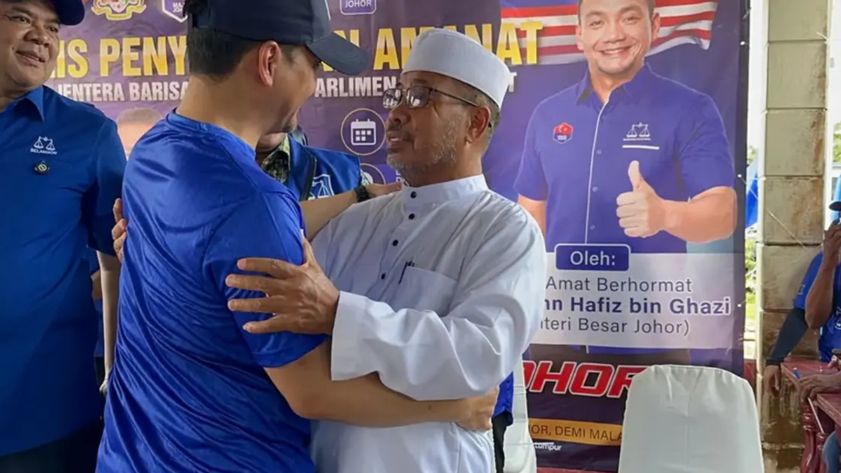 PAS Leaders' Presence at BN Event Signals Growing Political Realignment in Batu Pahat