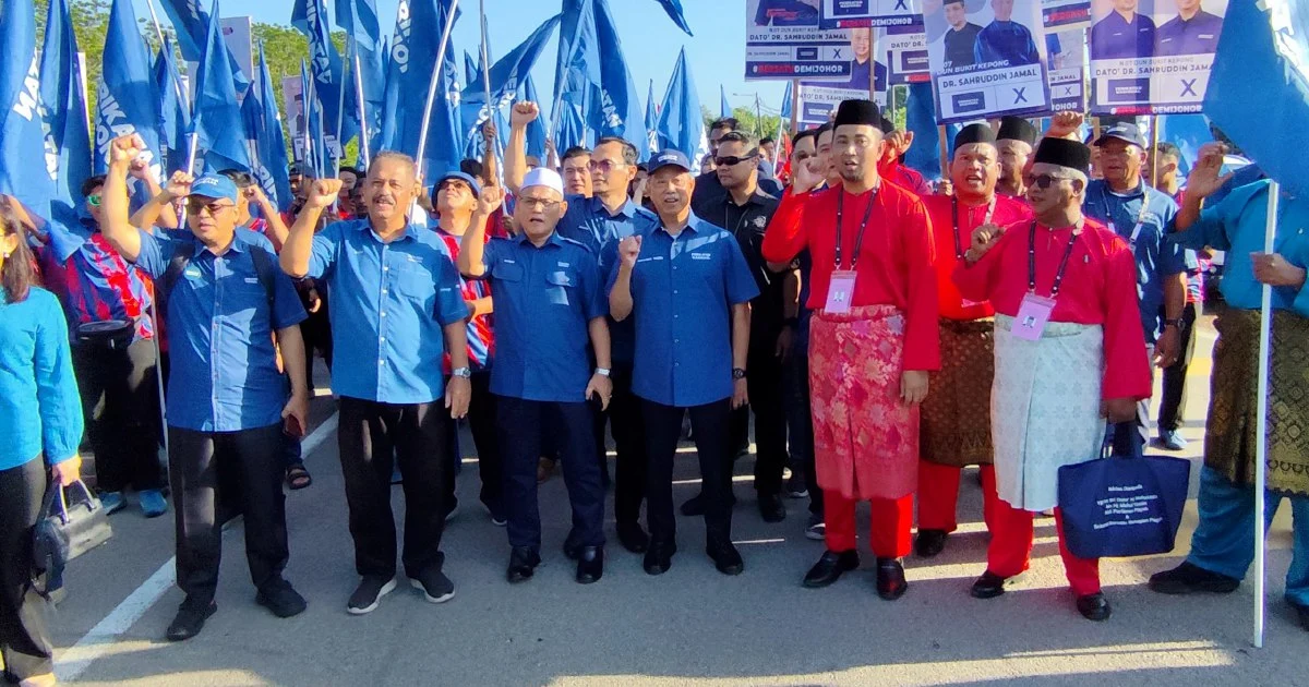 Muhyiddin Rallies Behind Bersatu's Sahruddin in Johor Bukit Kepong Showdown