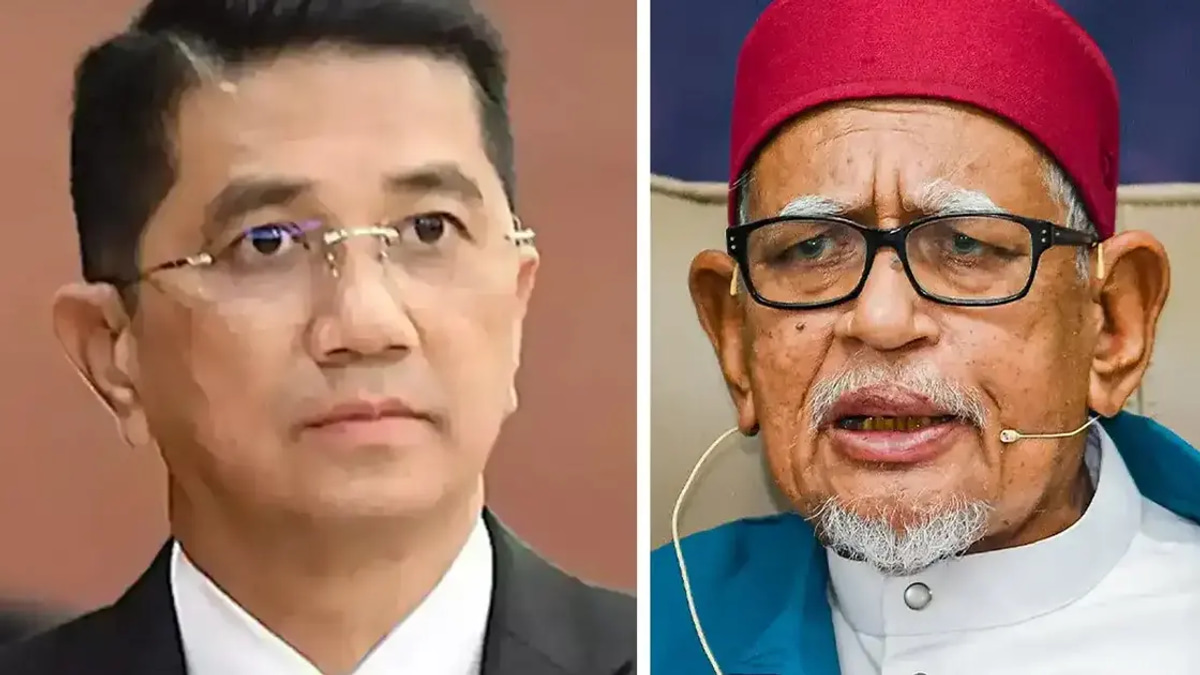 Azmin Rejects Hadi's Claim That Bersatu Automatically Exits PN