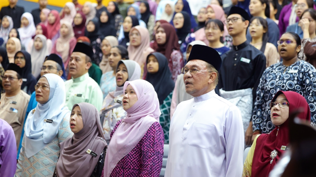 Resistance to Change Remains Greatest Obstacle to Malaysia's Reform Agenda, Anwar Says
