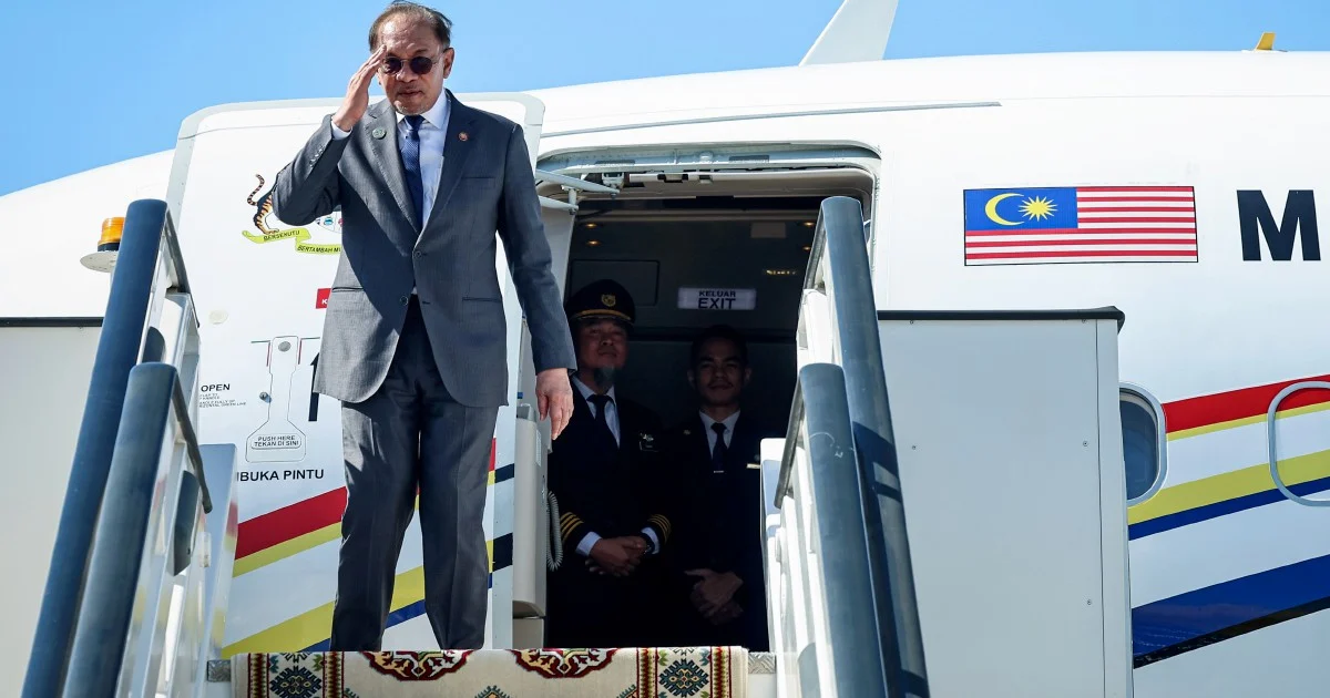 Anwar Returns to Penang Following Turkmenistan Trip for Journalism Day and Investment Forum