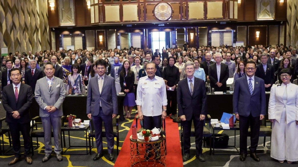 Nuclear must play central role in Asean's clean energy future, Anwar insists