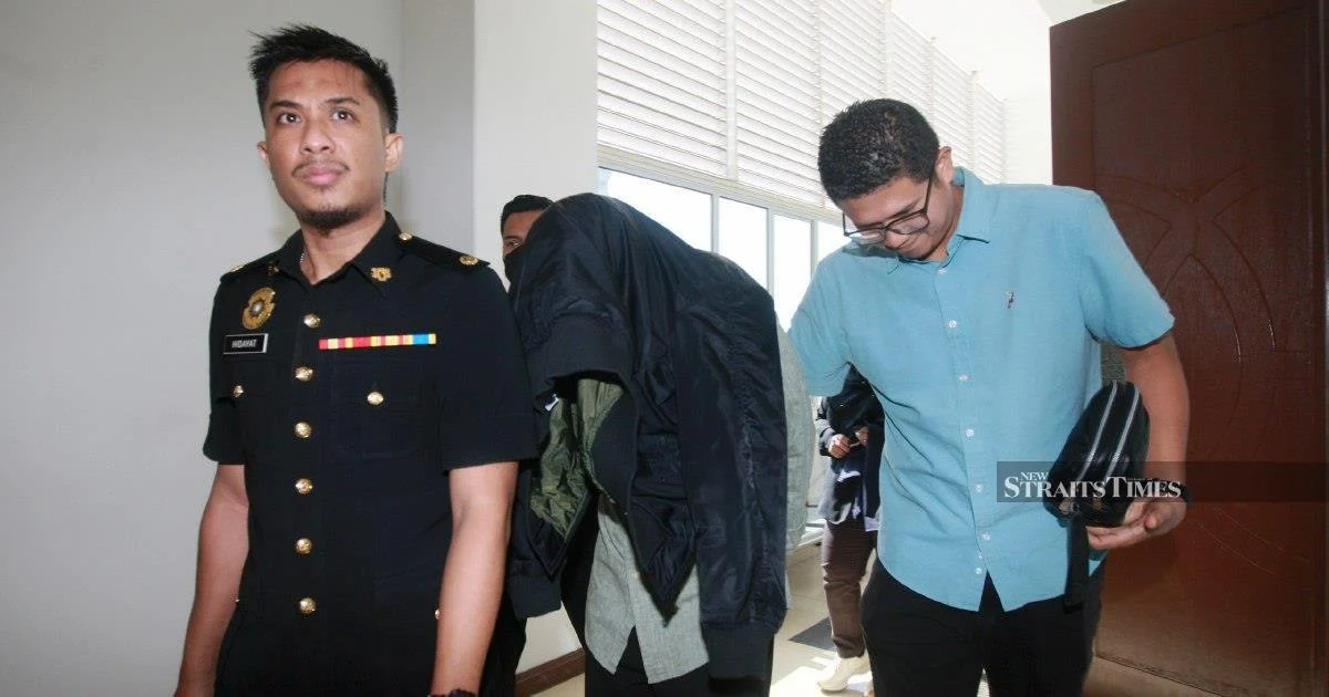 Customs Official Faces Bribery Trial Over RM15,000 Payoff to Suspend Investigation