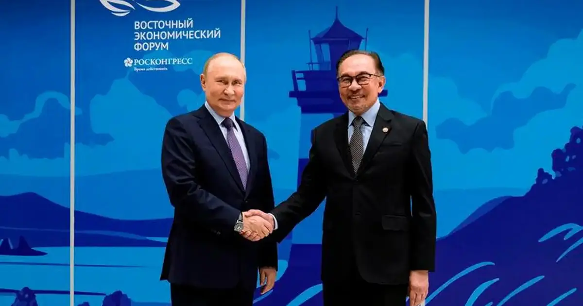 Anwar Ibrahim to Explore Fuel Supply Opportunities During Russia Visit, Including Putin Talks