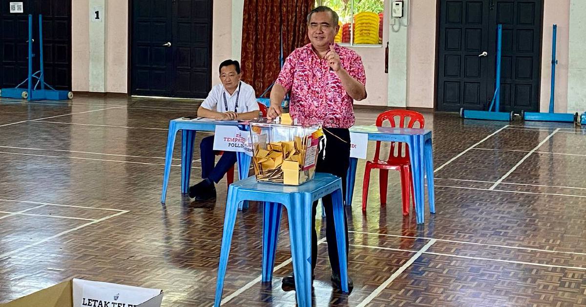 Loke Dismisses Pre-Election Polls as Negri Sembilan Voters Prepare to Decide