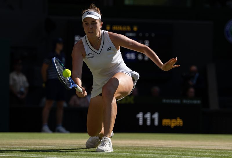 From Five Match Points Lost to Grand Slam Glory: How Noskova's Mental Fortitude Transformed Wimbledon Drama