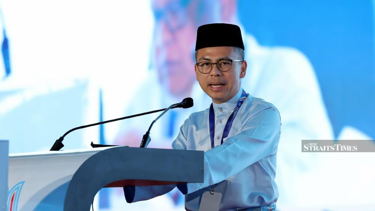 Anwar Ibrahim poised for fresh announcements, signals Fahmi