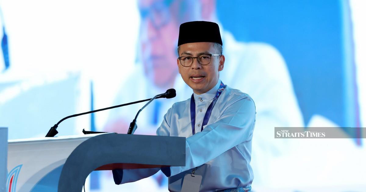 Anwar Ibrahim poised for fresh announcements, signals Fahmi