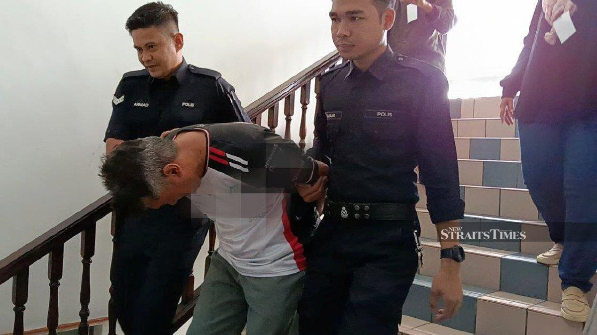 Keropok Seller Charged With Using Drone to Smuggle Tobacco Into Sungai Udang Prison