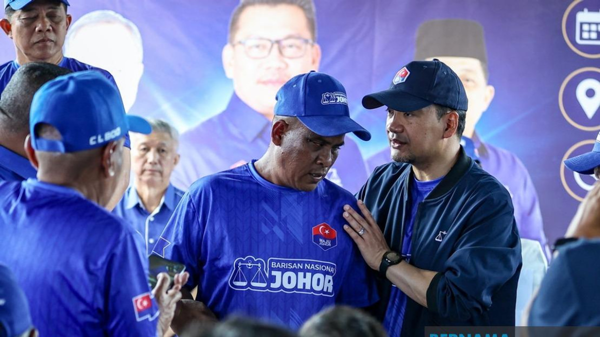 Vision No Barrier: Blind Voter Marks Sixth Election in Johor Poll