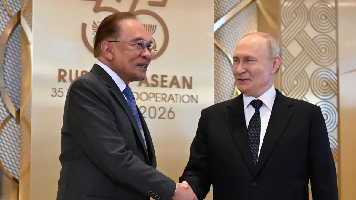 Putin pledges two decades of energy supplies to Malaysia amid regional energy security concerns