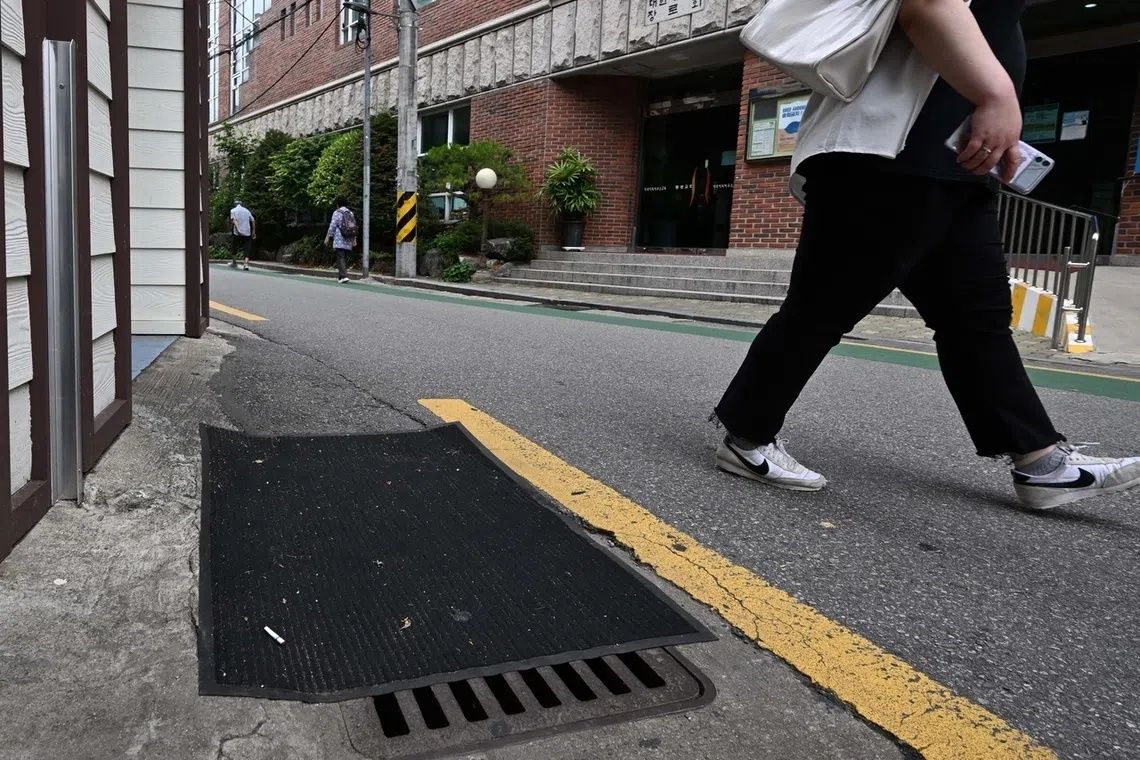 Seoul's Persistent Sewer Odour Problem Defies Long-Term Solutions Despite Decade of Efforts