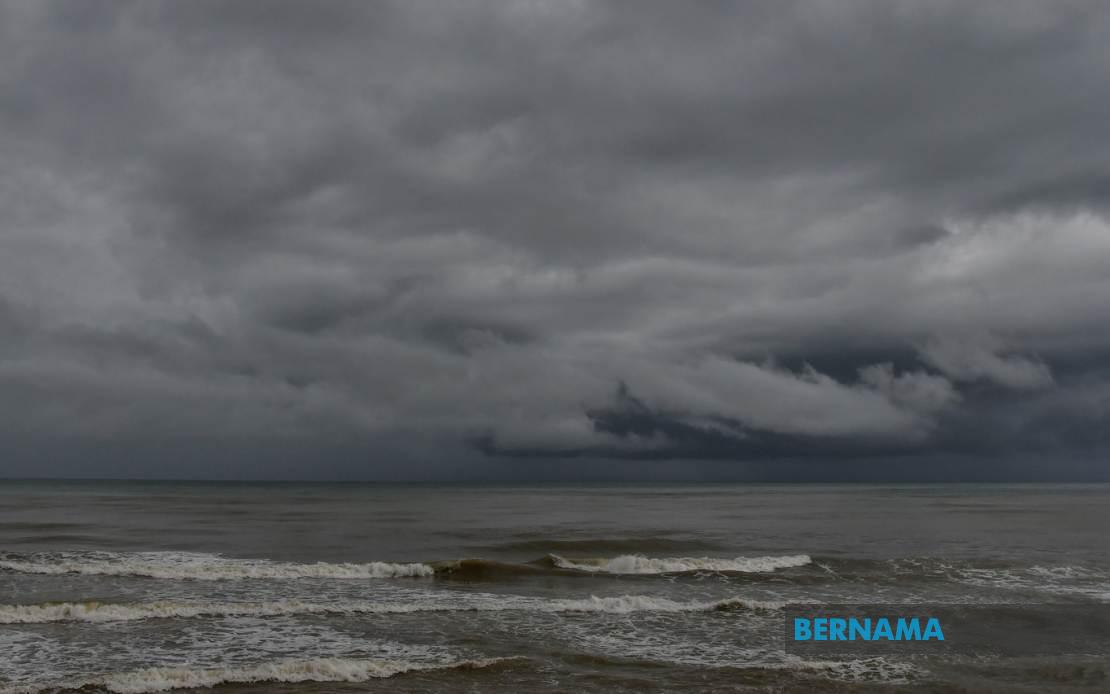 MetMalaysia Issues Severe Weather Alert Across Multiple States Until Evening
