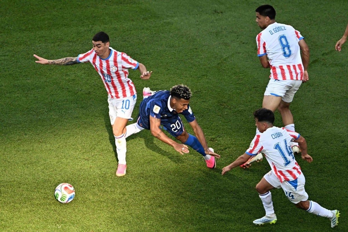Chinese fans criticize Paraguay's physical approach in World Cup loss to France