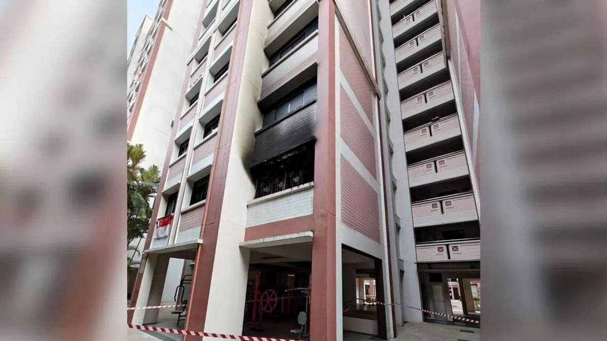 Elderly Man Hospitalized After Bedroom Fire in Singapore HDB Block