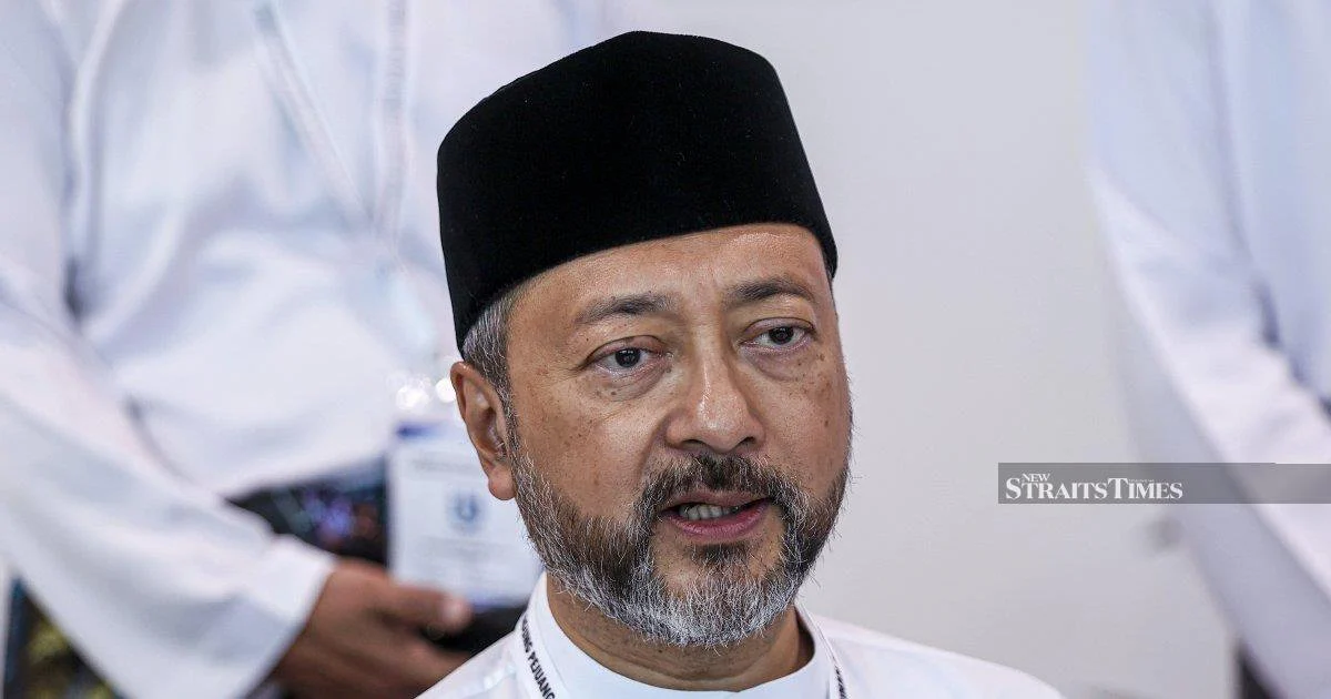 Pejuang's Accession to PN Signals Wider Political Consolidation Drive, Says Mukhriz