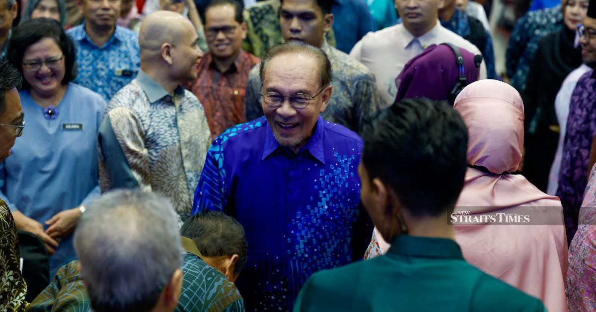 Academics Must Be Free to Express Views Without Government Constraints, Says Anwar