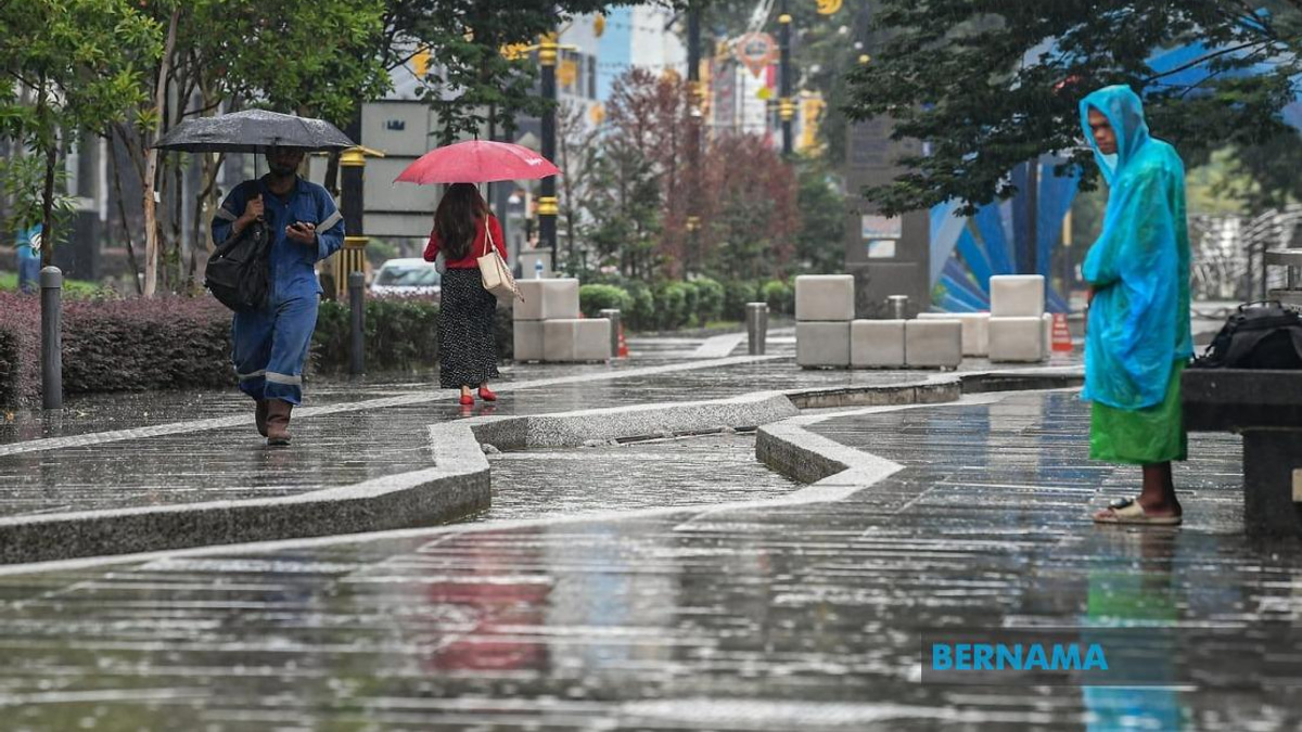 Rain to Drench Seven Johor Districts During State Election Nomination Day
