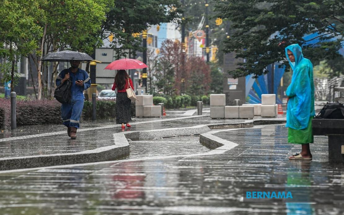 Rain to Drench Seven Johor Districts During State Election Nomination Day