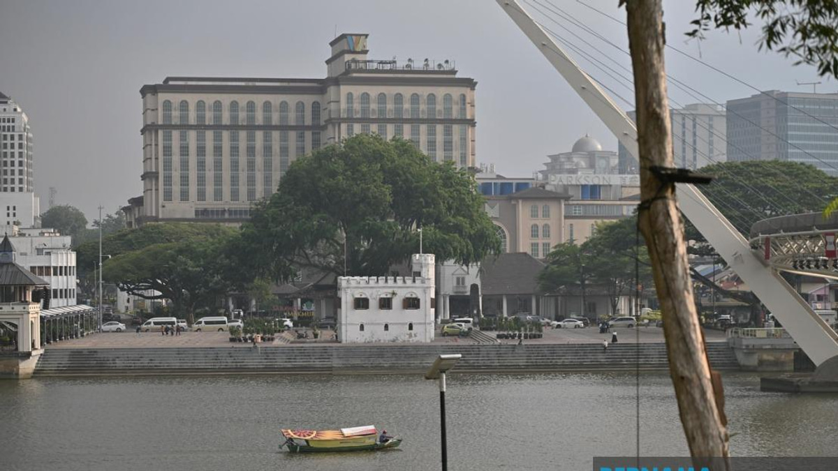Malaysia Must Shift To Preventive Strategy Against Transboundary Haze, Says Lee Lam Thye
