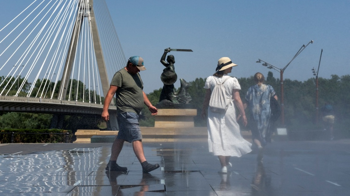 Poland Swelters Through Record Heat as Mercury Hits 40.5°C, Shattering 105-Year-Old Mark